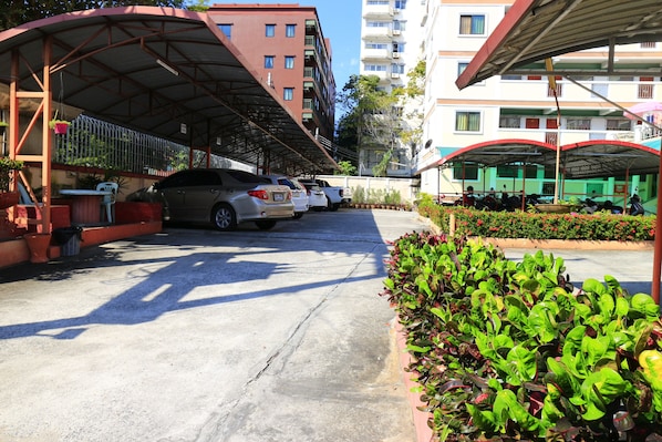 Free self parking