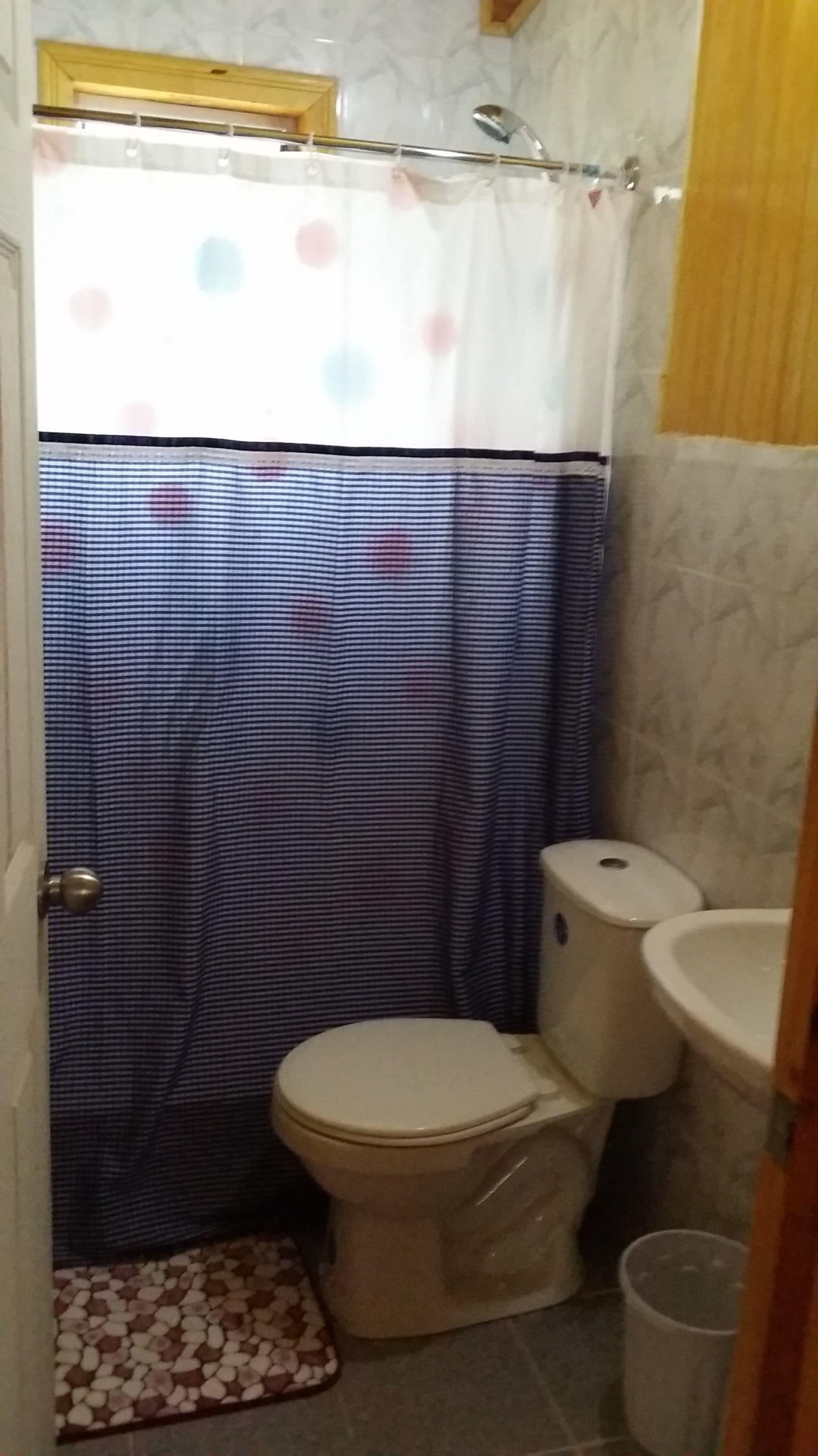 Classic-hus - 1 dobbeltseng - ikke-ryger | Badeværelse | Bruser, hårtørrer