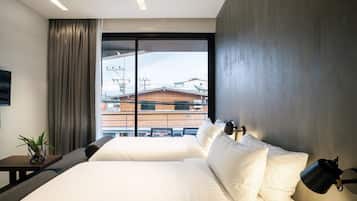 Quarto duplo superior, 2 camas de solteiro, para não fumantes | Cofres nos quartos, Wi-Fi de cortesia