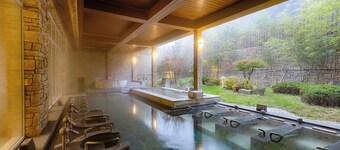 Sono Belle Cheongsong