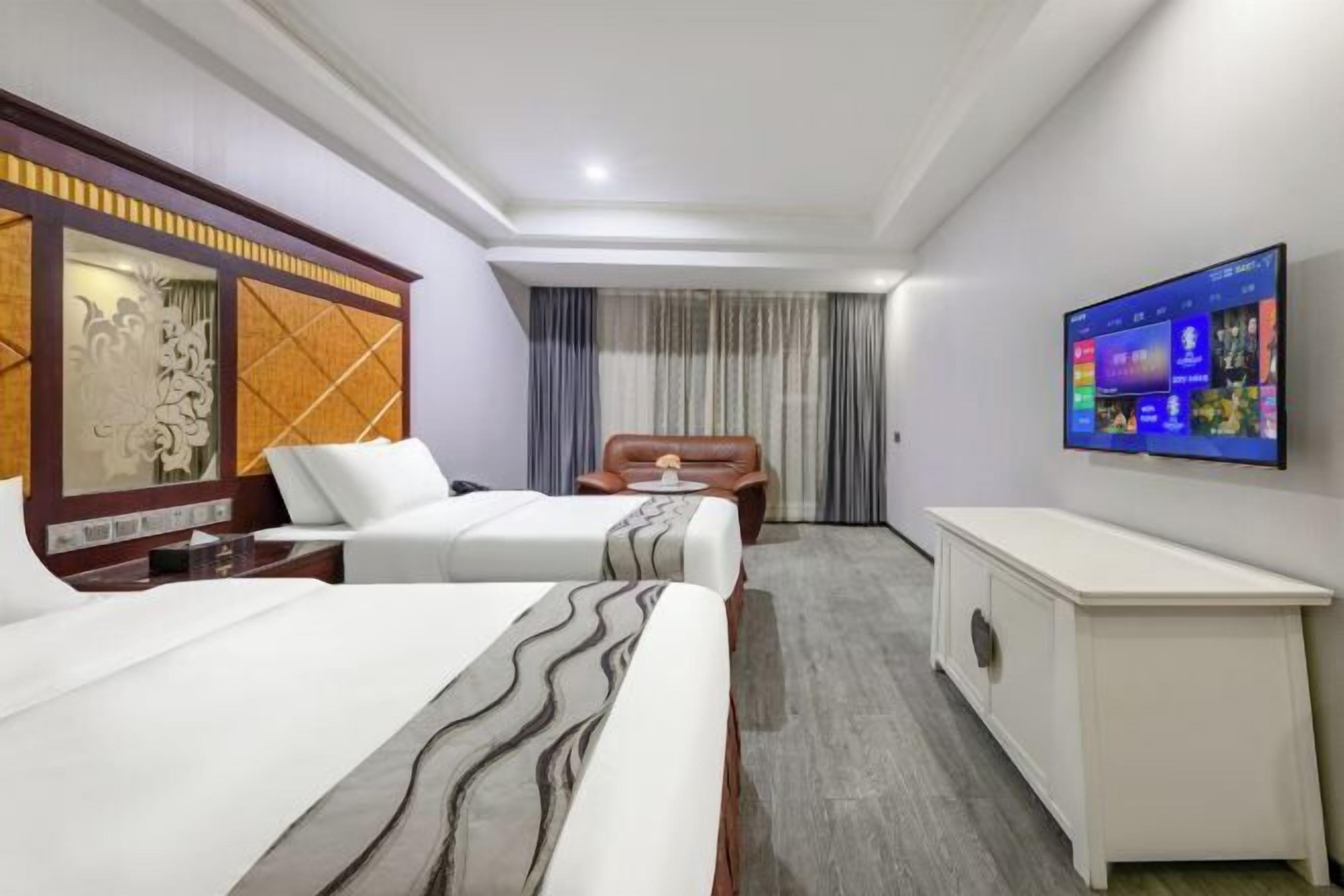 Escritorio, cortinas blackout, wifi gratis y ropa de cama 