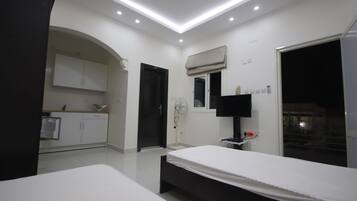 Deluxe-Villa, Gartenblick | 2 Schlafzimmer, Bügeleisen/Bügelbrett, Bettwäsche