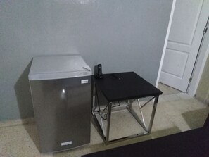 Fridge, microwave, oven, stovetop - Gabriels Apartments (Tegucigalpa)