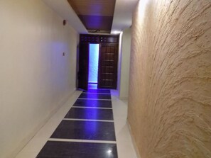 Hallway - Freedom City Hotel (Kampala)