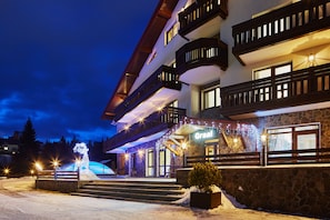 Front of property - evening/night - Graal Resort (Bukovel)