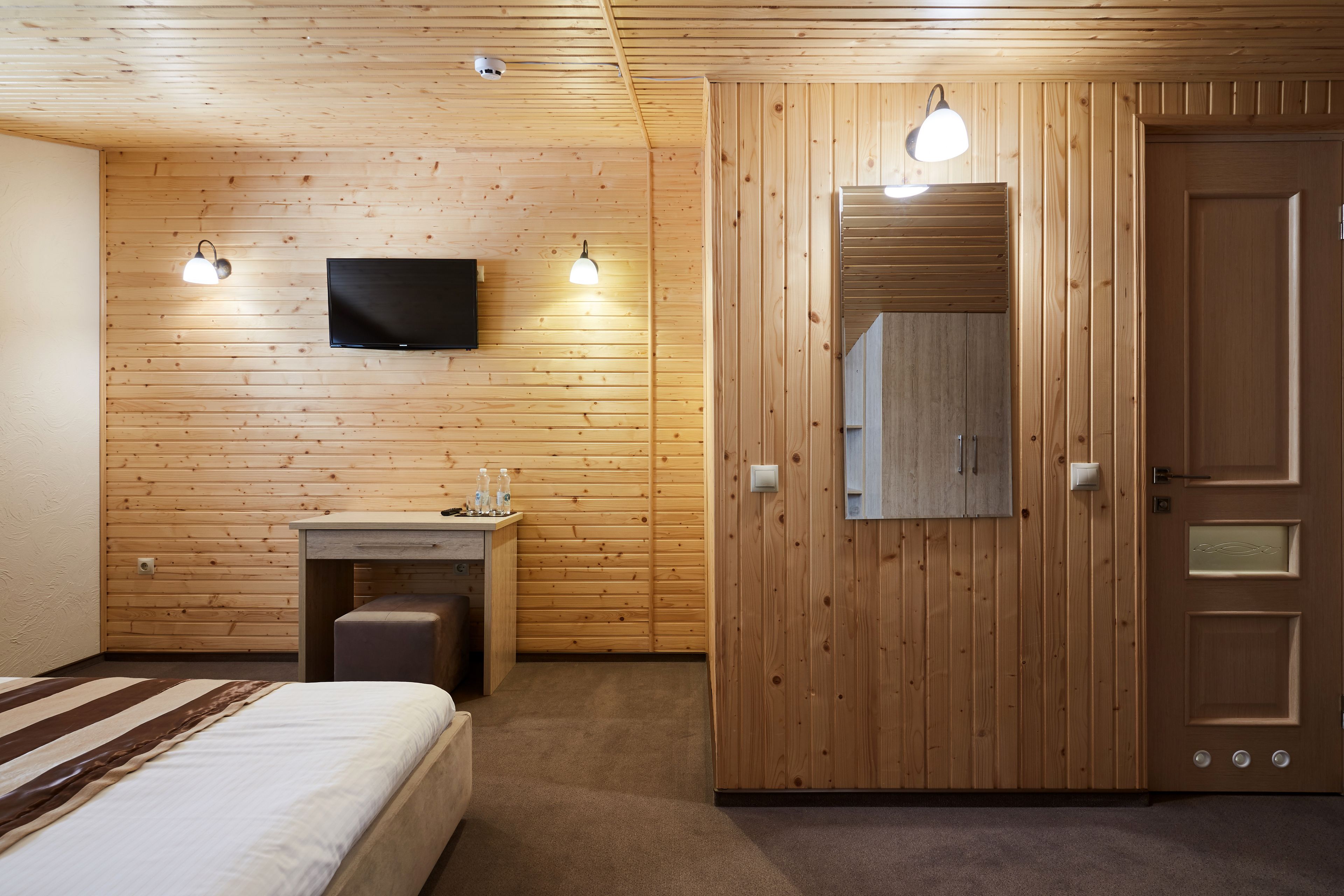 Standard Double Room (attic) | In-room safe, desk, soundproofing, iron/ironing board