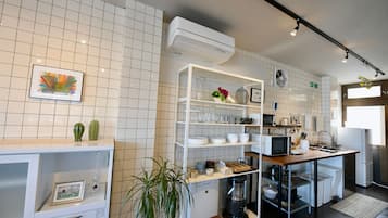Refrigerador y microondas