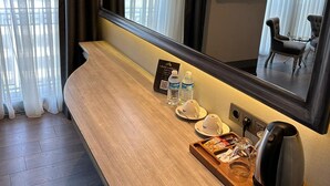 Standard Triple Room | Literie de qualité, minibar, coffre-fort, bureau
