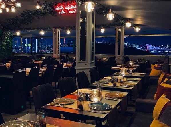 Terrace/patio - Tk Taxim Hotel (Istanbul)