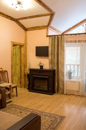 Exterior - Mars-Hous (Mars)