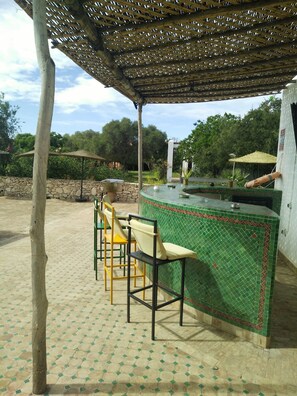 Bar (en la propiedad)