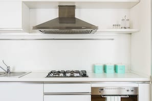 Apartment, 1 Bedroom | Private kitchen