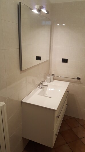 Bathroom - B&B Federico II (Brindisi)