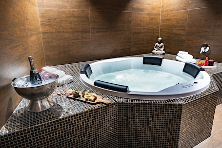 Salas de tratamiento para parejas, masajes con piedras calientes