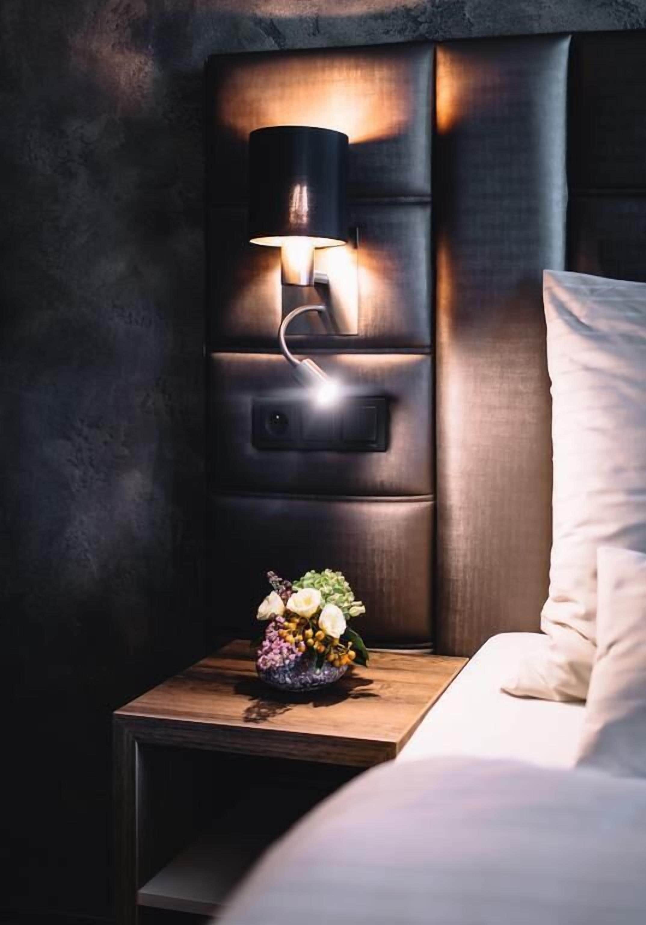 1 bedroom, select comfort beds, free minibar, in-room safe