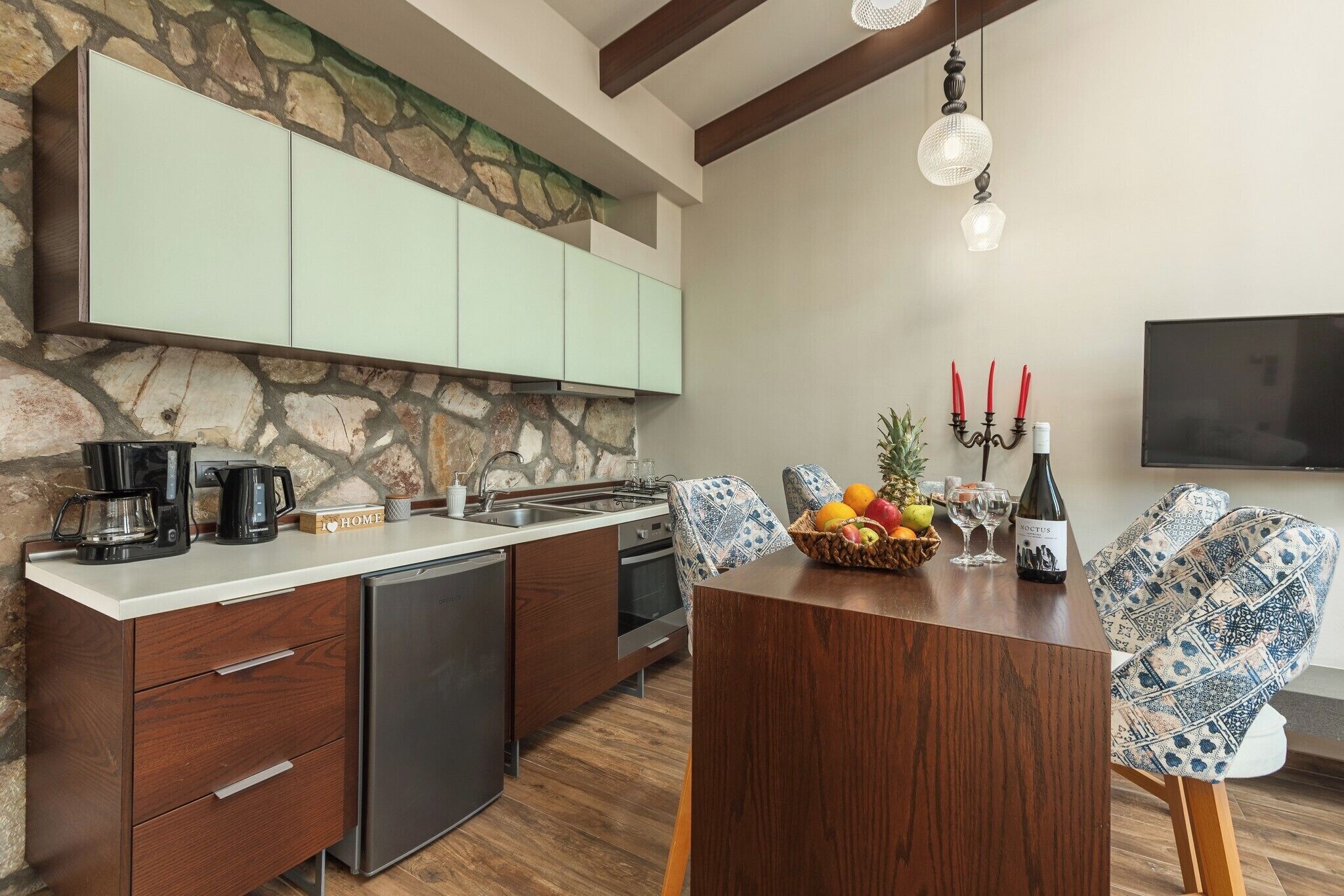 Deluxe Suite | Private kitchen