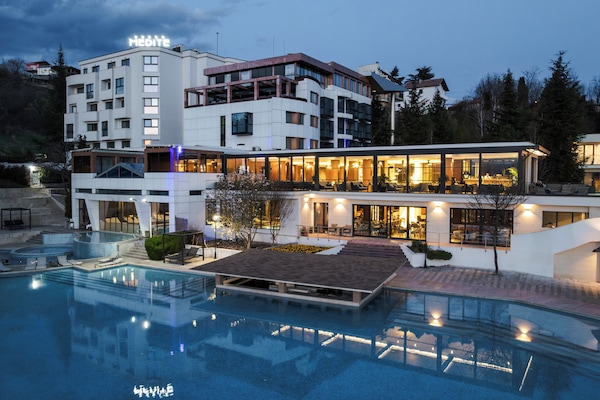 Bagian depan properti