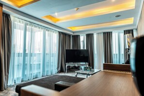 Luxury Apartment, Park View | Living area | Flat-screen TV - Medite Spa Resort & Villas (Sandanski)