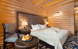 In-room safe, blackout curtains, soundproofing, iron/ironing board - Villa Buko (Bukovel)