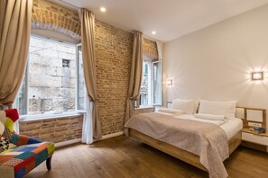 Deluxe Double Room | 高档床上用品、记忆海绵床垫、迷你吧、客房内保险箱