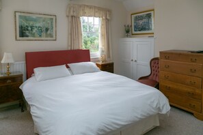 Deluxe Double Room (Garden View)