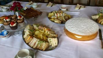 Bao gồm bữa sáng nấu theo yêu cầu hàng ngày