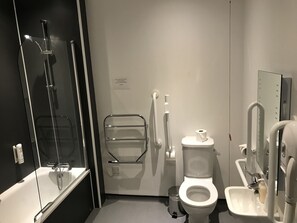 Executive Suite, Ensuite | Bathroom - The Buchan Hotel (Ellon)