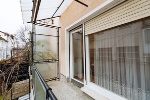 Family Room, Shared Bathroom | Balcony - EMONA Guesthouse Ljubljana (Ljubljana)