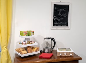 Tägliches inbegriffenes einheimisches Frühstück