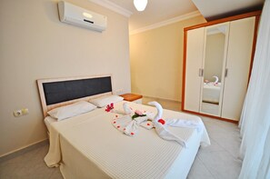 5 bedrooms, desk - Dream Of Holiday Fethiye (Fethiye)