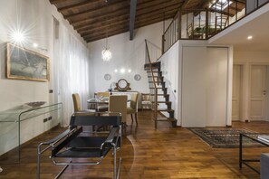 Duplex, 2 Bedrooms | In-room dining - Il Prato di Ognissanti Loft (Florence)