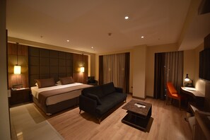 Minibar, in-room safe, desk, blackout curtains