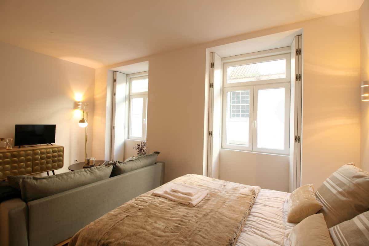 City Apartment, City View