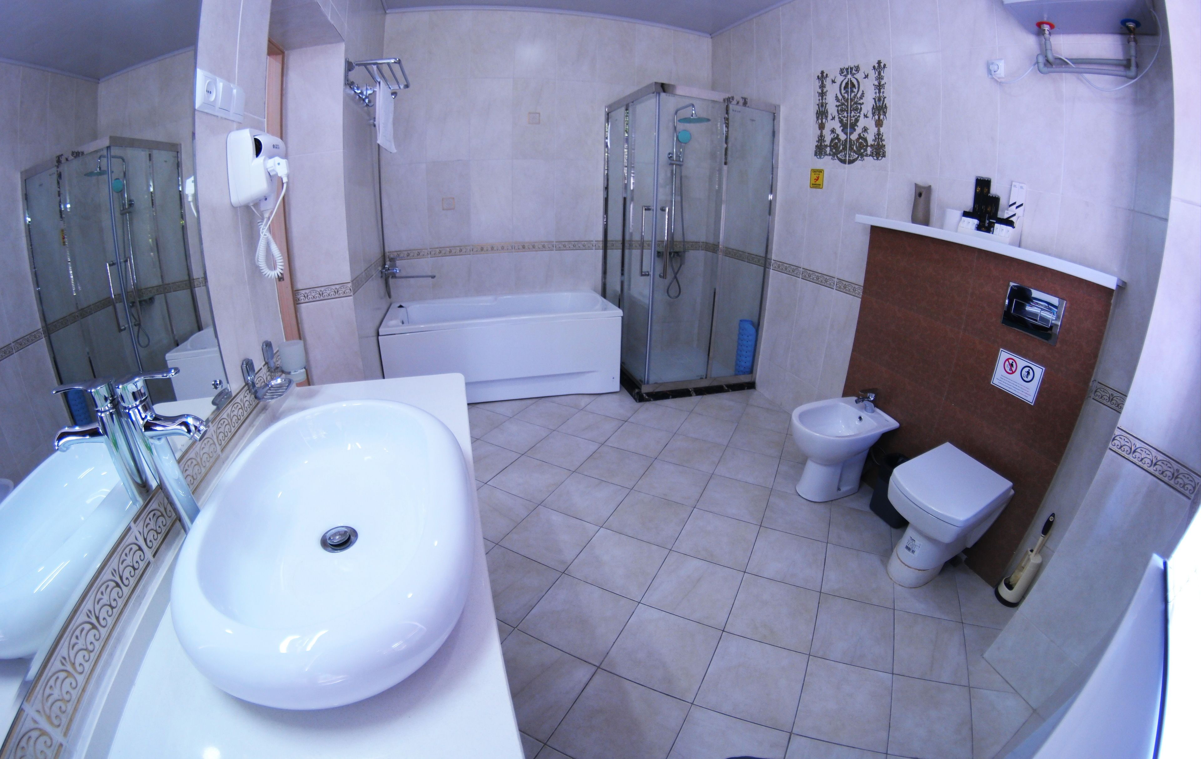 suite | bathroom | shower, free toiletries, hair dryer, bathrobes