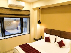 Soundproofing, free WiFi, bed sheets - The Fountain Inn - Fort (Mumbai)
