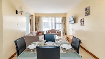 Lägenhet - 2 sovrum | Vardagsrum | Platt-tv