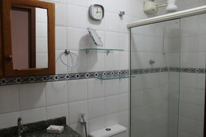 อพาร์ทเมนท์, หลายเตียง, ปลอดบุหรี่ | ห้องน้ำ | ฝักบัว, ไดร์เป่าผม