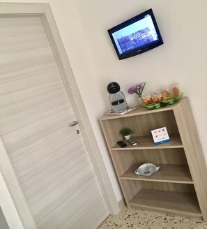 高级房 | 迷你吧、熨斗/熨衣板、免费 WiFi、床单