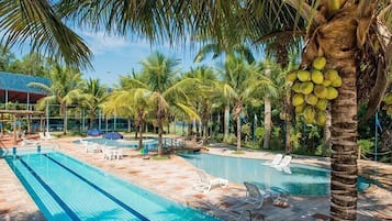 Piscina externa
