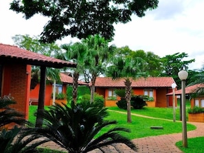 Deluxe Quadruple Room | In-room safe, desk, free WiFi, bed sheets - Hotel Estância Barra Bonita (Barra Bonita)