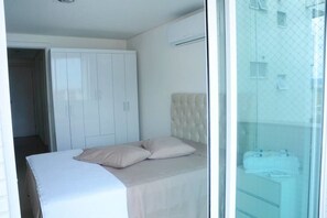 Lindo e Amplo 3 quartos em prédio frente Mar | 3 chambres, accès au Wi-Fi (inclus)