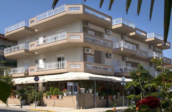 Exterior - Harisis Apartments (Katerini)