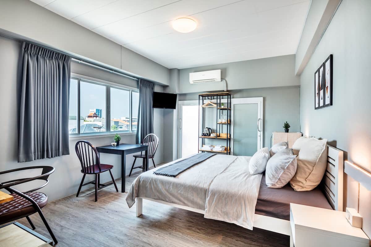 Standard Corner View Room | 시내 전망