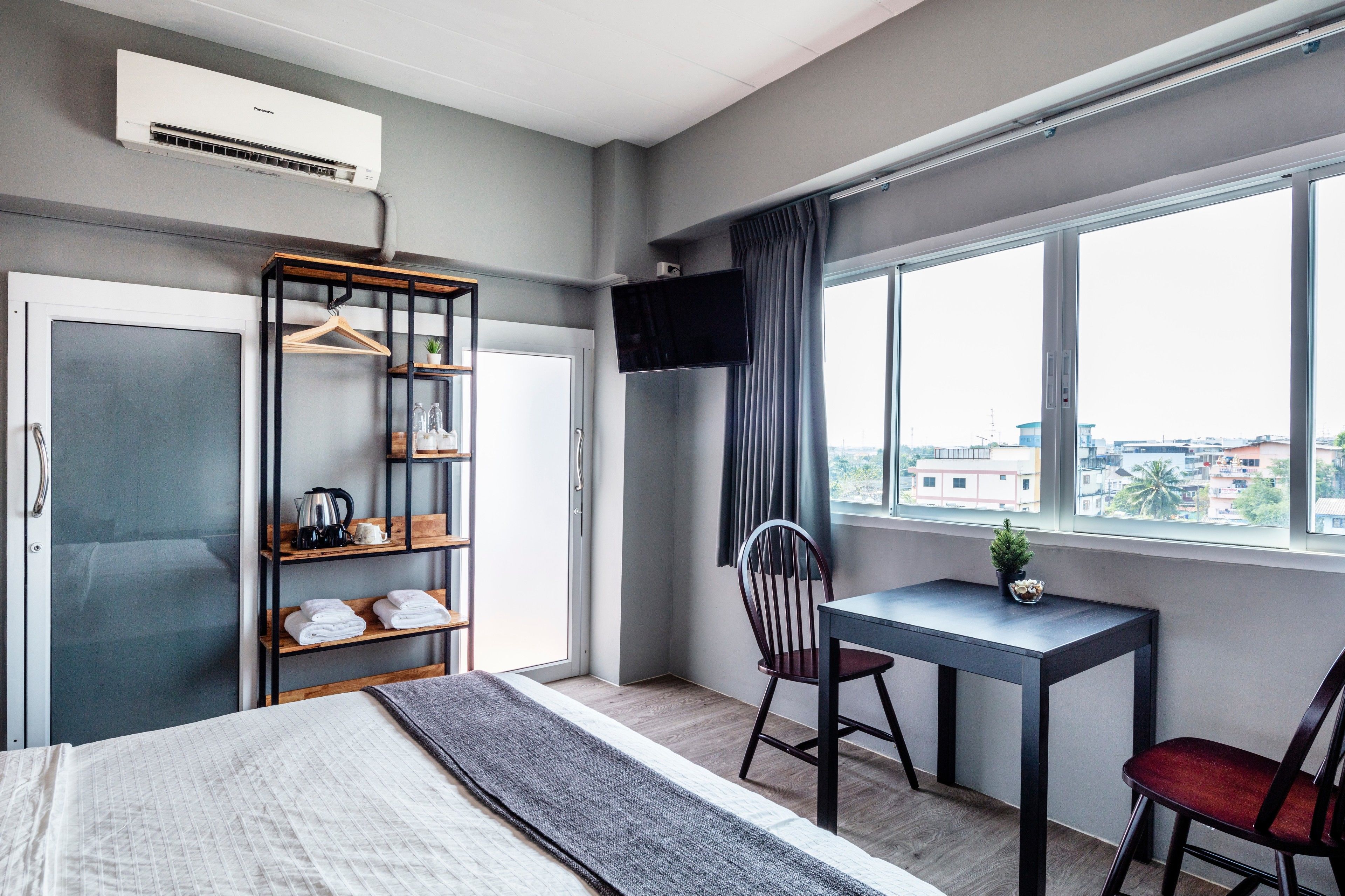 Standard Corner View Room | 고급 침구, 오리/거위털 이불, 필로우탑 침대, 책상