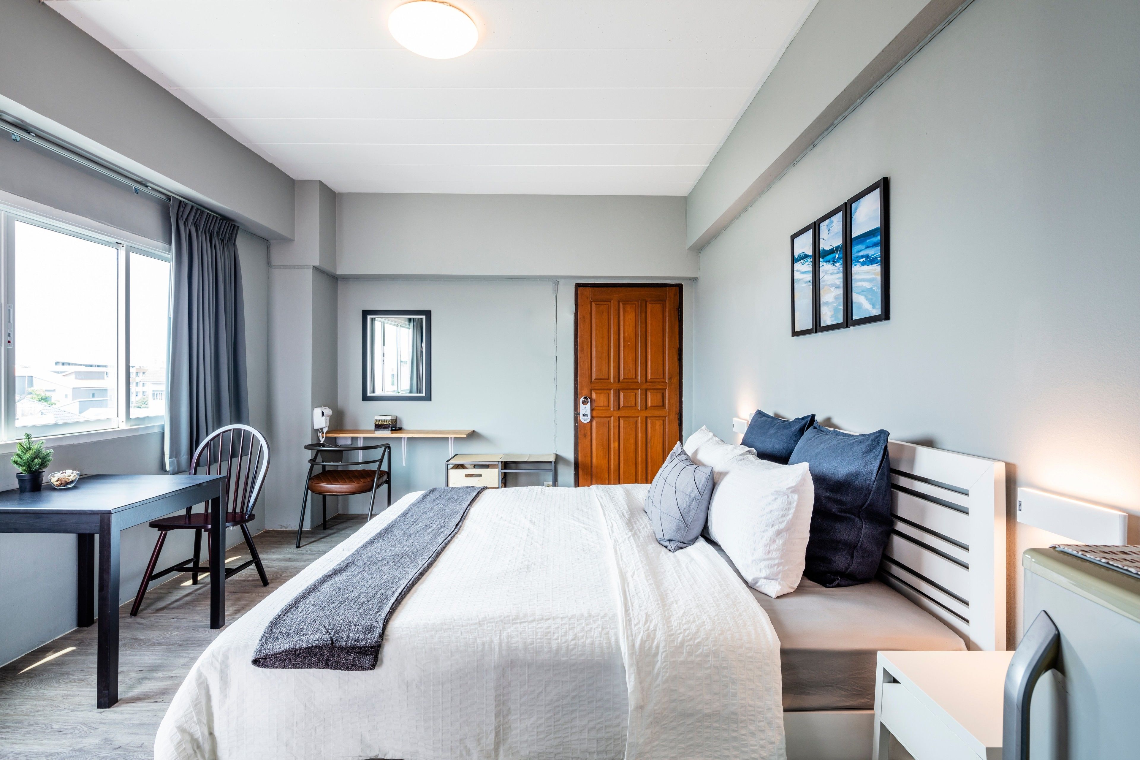 Standard Corner View Room | Premium bedding, down comforters, pillowtop beds, individually decorated