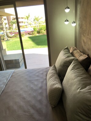 公寓, 2 間臥室, 非吸煙房 | 2 間睡房、Select Comfort 床墊、遮光窗簾/窗簾、隔音