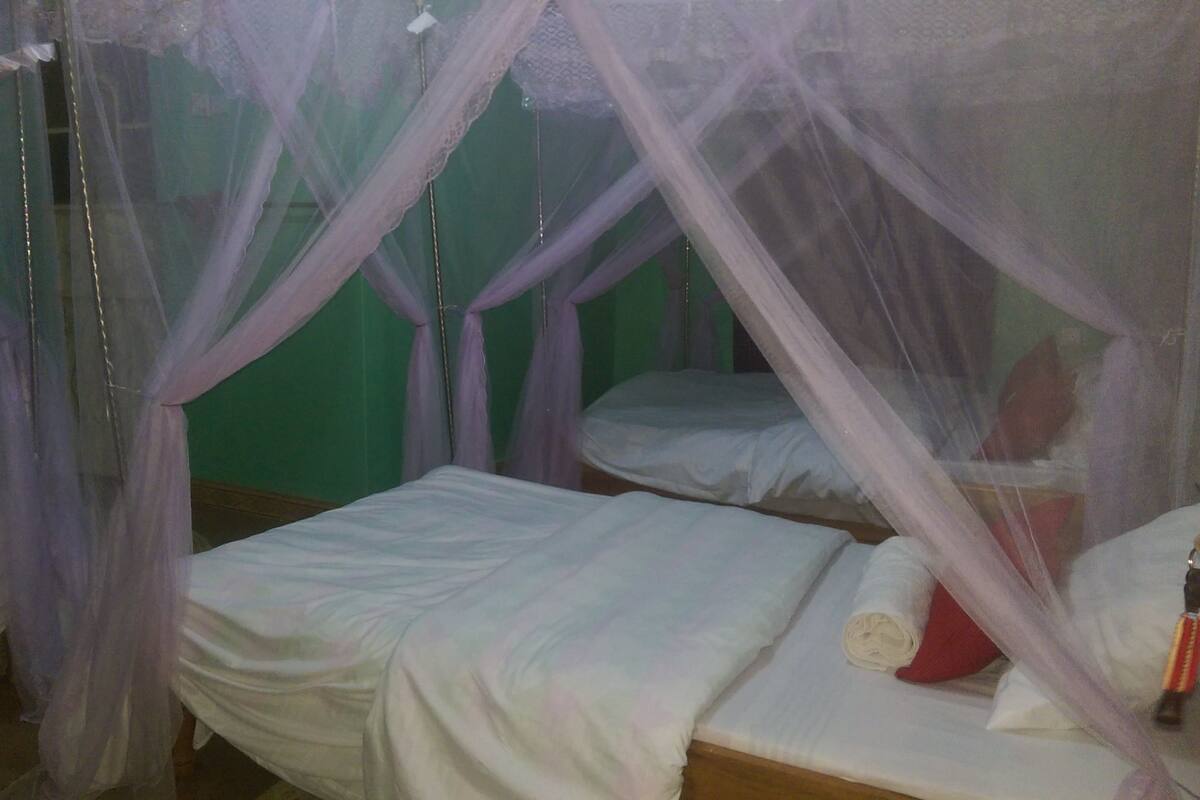 In-room safe, desk, blackout curtains, rollaway beds