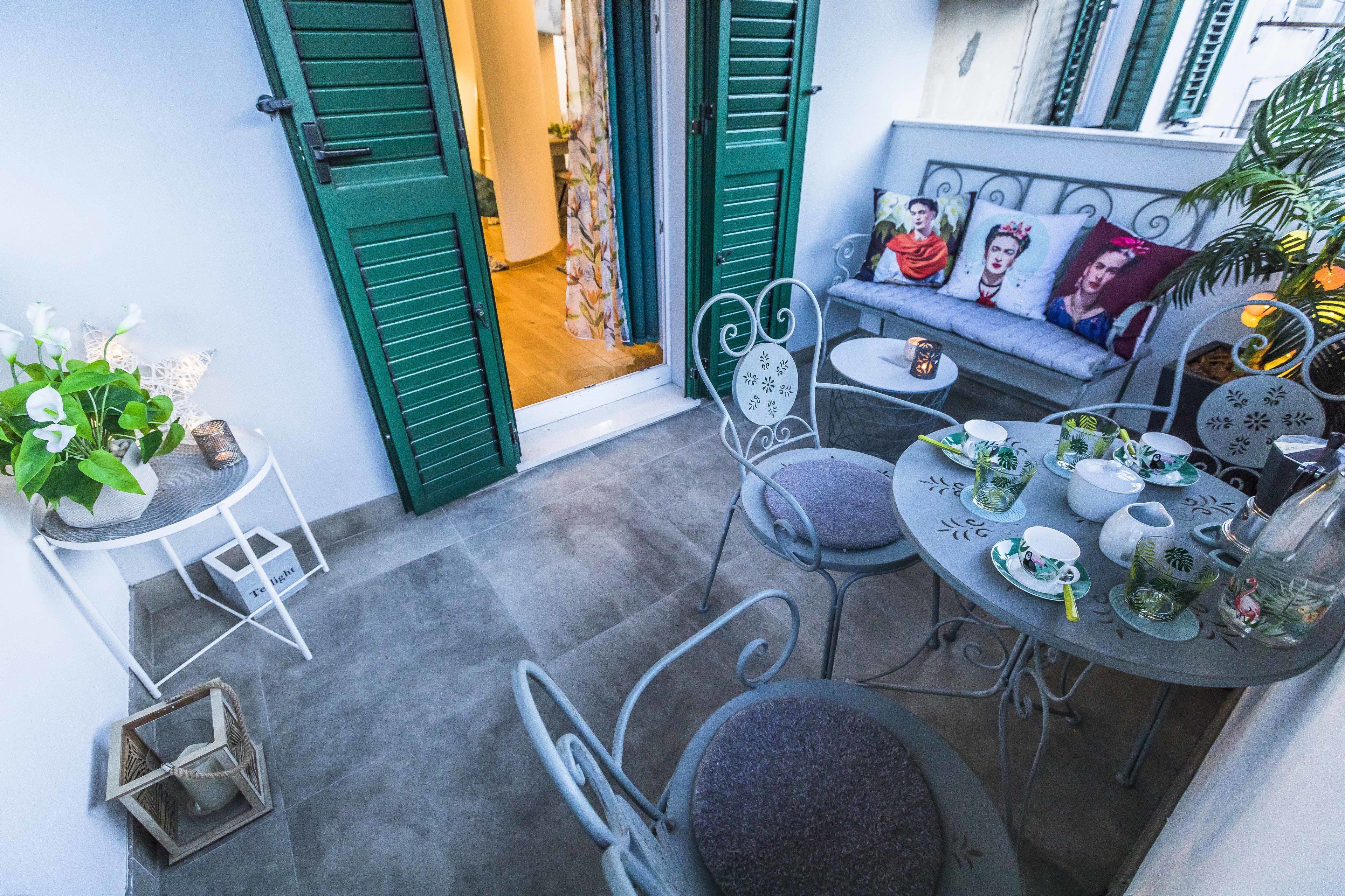 Superior Studio, Balcony