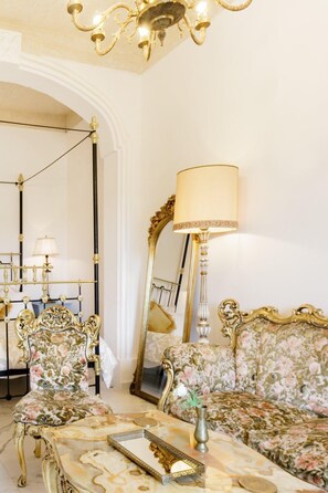 Living room - Ivory Suites (Floriana)