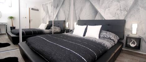 Superior Apartment | 1 bedroom, iron/ironing board, free WiFi, bed sheets